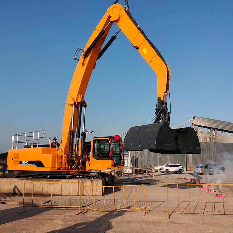 SDSZ-600-Crawler-Material-Handler